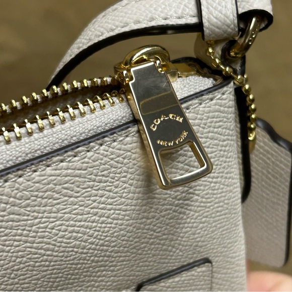 Vintage Coach Purse Womens OS Beige CE871 Mini Rowan File Crossbody Leather Bag - Picture 5 of 8